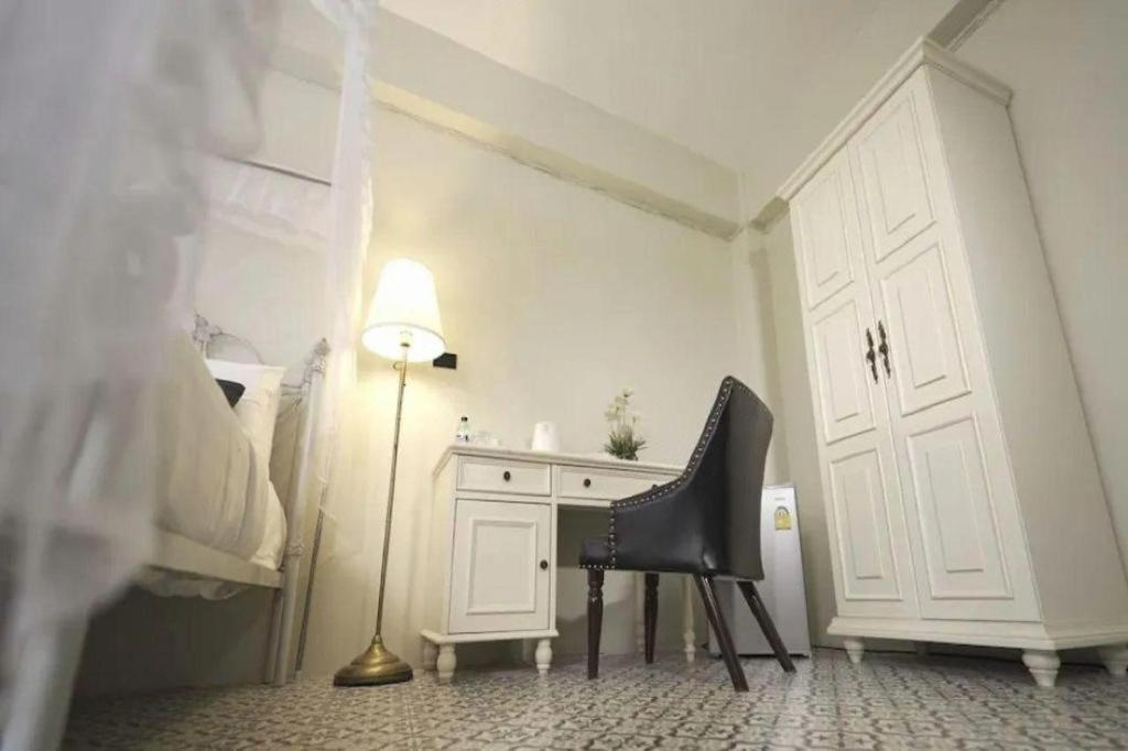 2499 Heritage Chinatown Bangkok Hotel By Roomquest 외부 사진