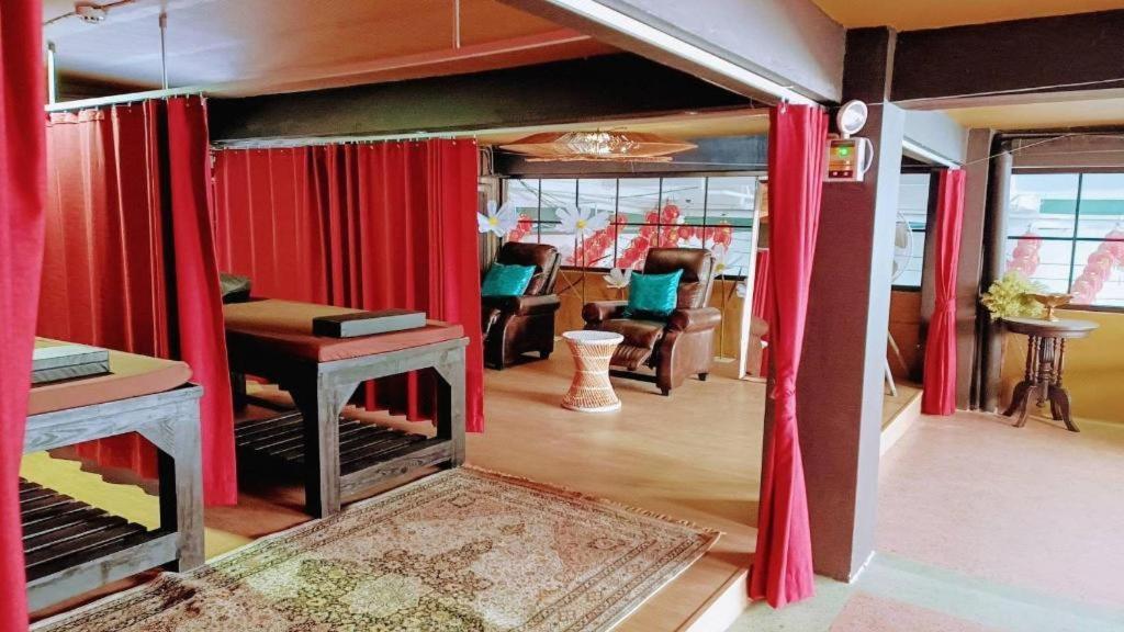 2499 Heritage Chinatown Bangkok Hotel By Roomquest 외부 사진