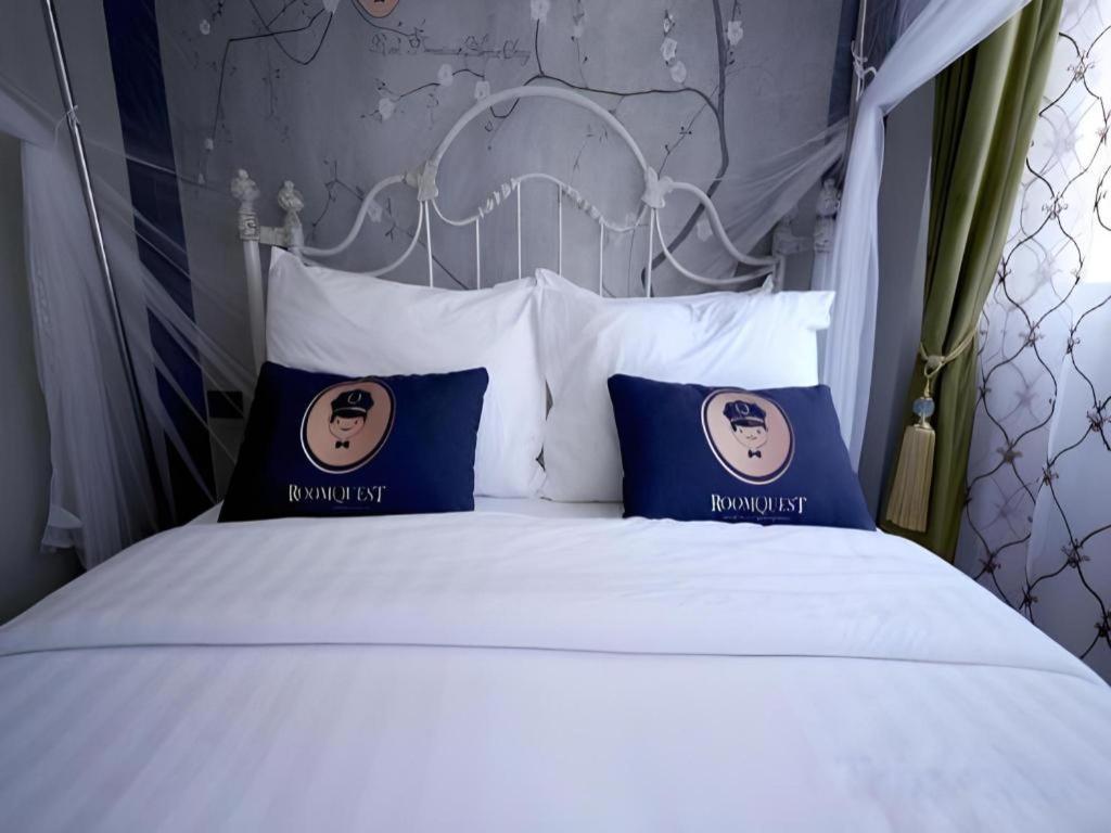2499 Heritage Chinatown Bangkok Hotel By Roomquest 외부 사진