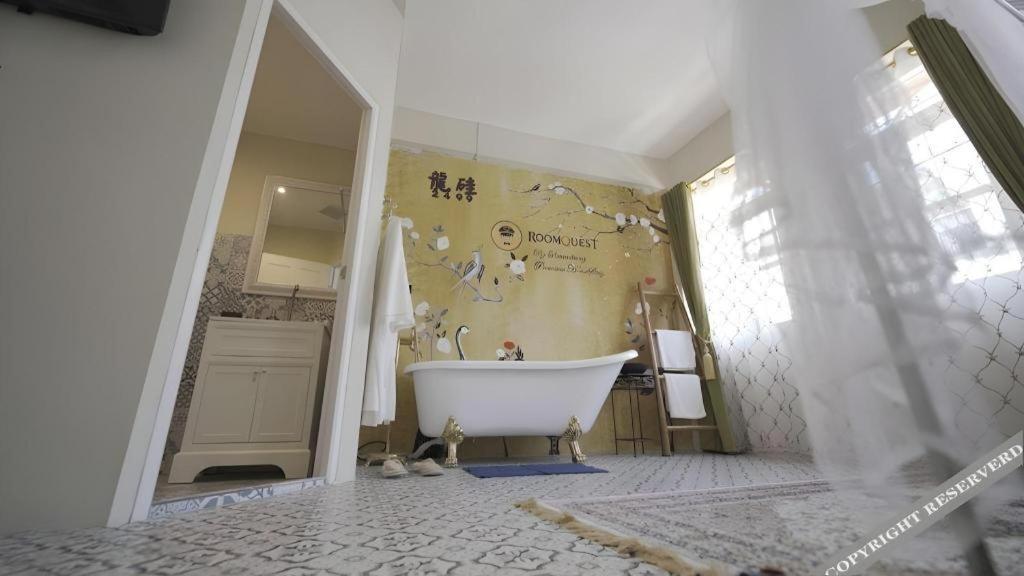 2499 Heritage Chinatown Bangkok Hotel By Roomquest 외부 사진